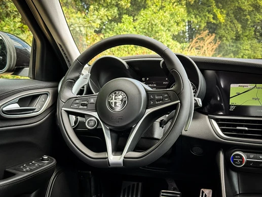 Alfa Romeo Giulia - Afbeelding 11 van 30