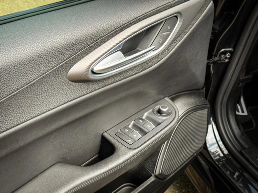 Alfa Romeo Giulia - Afbeelding 21 van 30