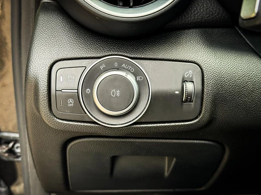 Alfa Romeo Giulia - Afbeelding 22 van 30