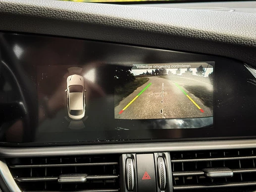 Alfa Romeo Giulia - Afbeelding 24 van 30