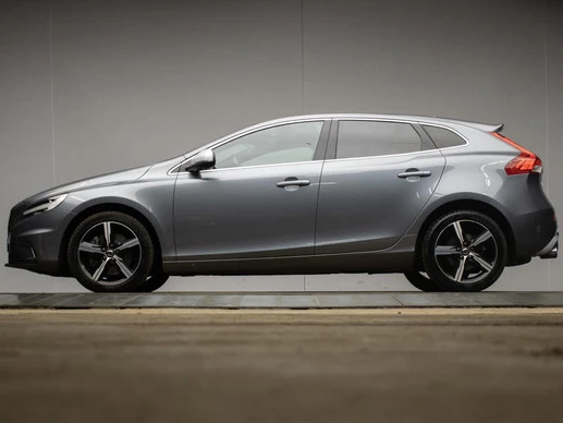 Volvo V40 - Afbeelding 1 van 29