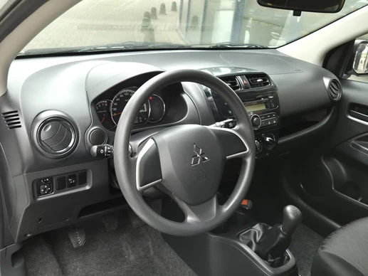 Mitsubishi Space Star - Afbeelding 10 van 17