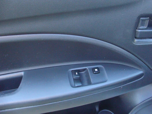 Mitsubishi Space Star - Afbeelding 11 van 22