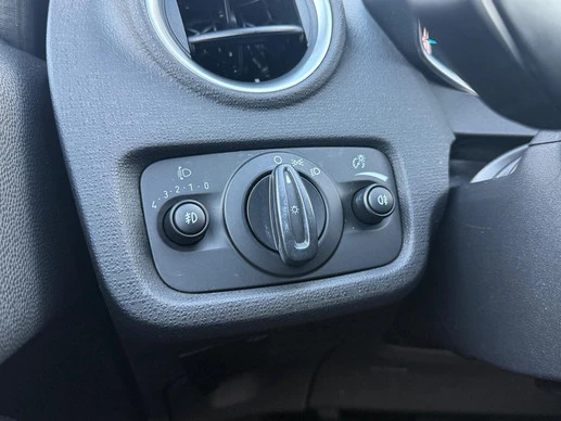 Ford Fiesta - Afbeelding 26 van 28