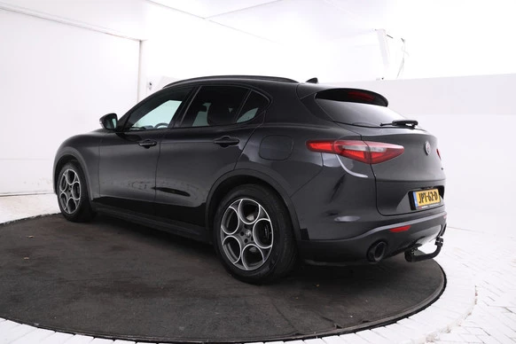 Alfa Romeo Stelvio - Afbeelding 2 van 30