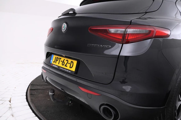 Alfa Romeo Stelvio - Afbeelding 11 van 30
