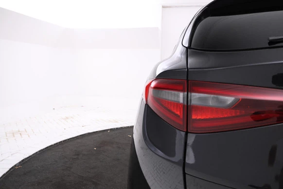 Alfa Romeo Stelvio - Afbeelding 14 van 30
