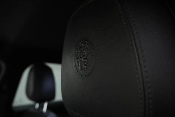 Alfa Romeo Stelvio - Afbeelding 25 van 30