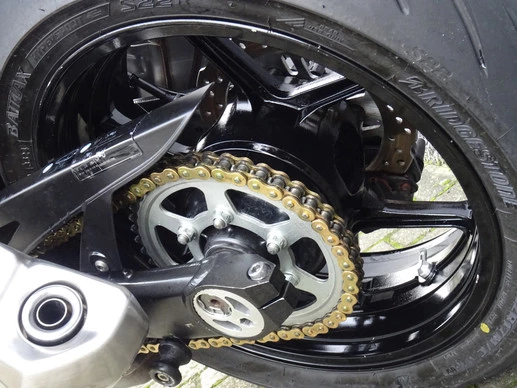 Kawasaki Z1000 - Afbeelding 14 van 16