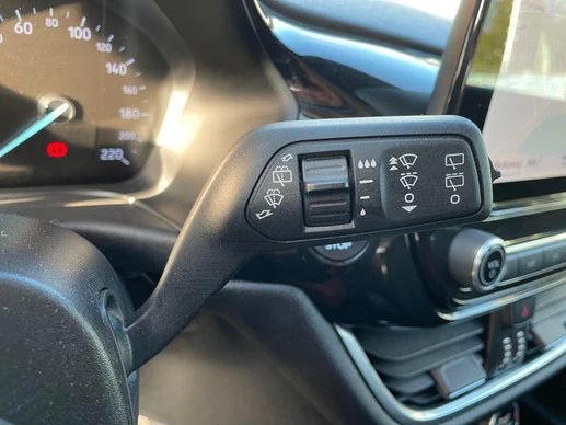 Ford Fiesta - Afbeelding 28 van 30