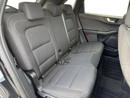 Ford Kuga - Afbeelding 29 van 30