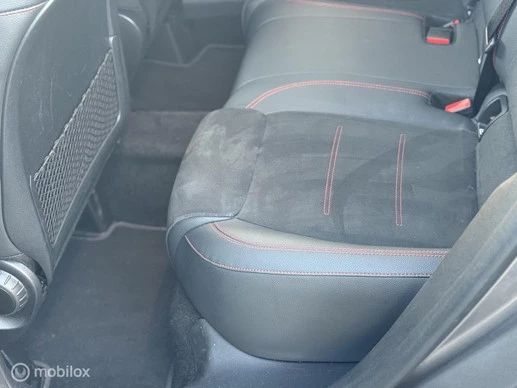 Mercedes-Benz GLA - Afbeelding 19 van 30