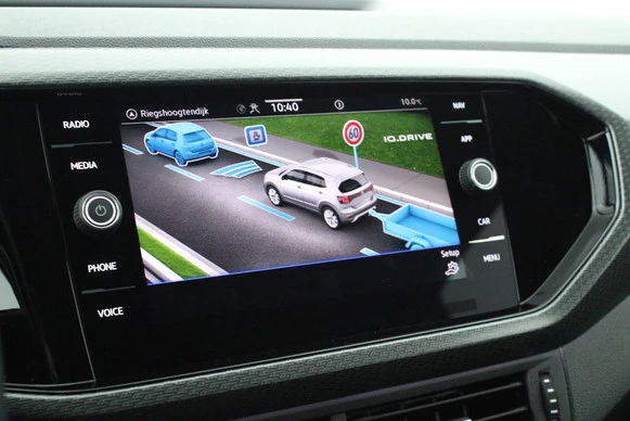 Volkswagen T-Cross - Afbeelding 27 van 30