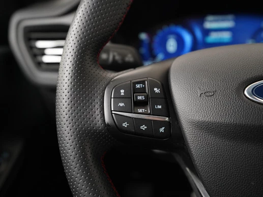 Ford Kuga - Afbeelding 8 van 30