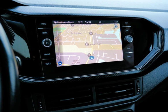 Volkswagen T-Cross - Afbeelding 21 van 30