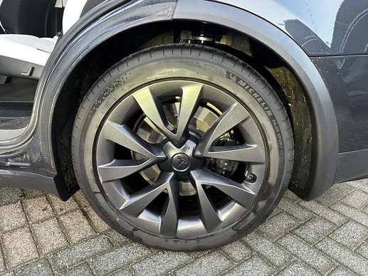 Tesla Model X - Afbeelding 11 van 30