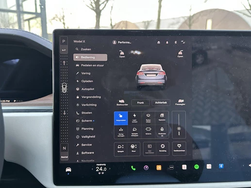 Tesla Model X - Afbeelding 26 van 30