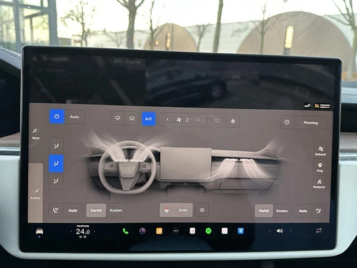 Tesla Model X - Afbeelding 28 van 30