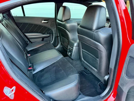 Dodge Charger - Afbeelding 24 van 30