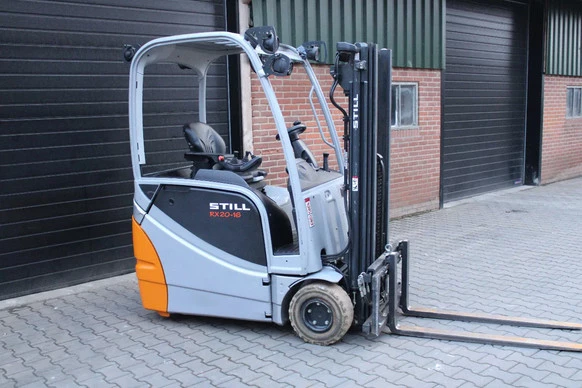 Still  - Afbeelding 1 van 14