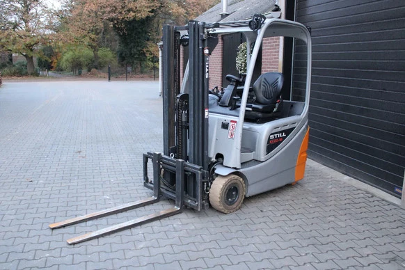 Still  - Afbeelding 2 van 14