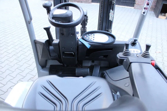 Still  - Afbeelding 13 van 14