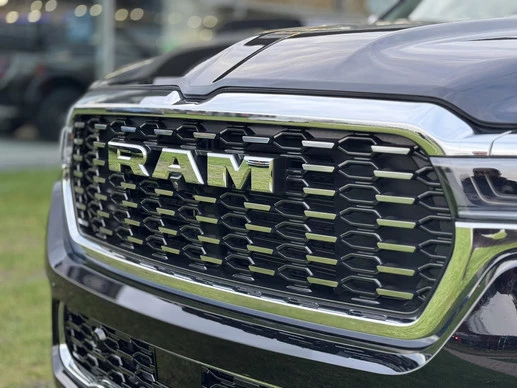 Dodge Ram Pick-Up - Afbeelding 2 van 30