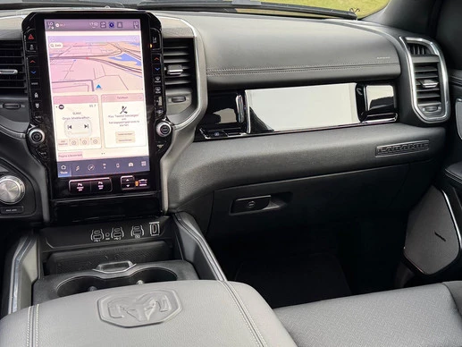 Dodge Ram Pick-Up - Afbeelding 15 van 27