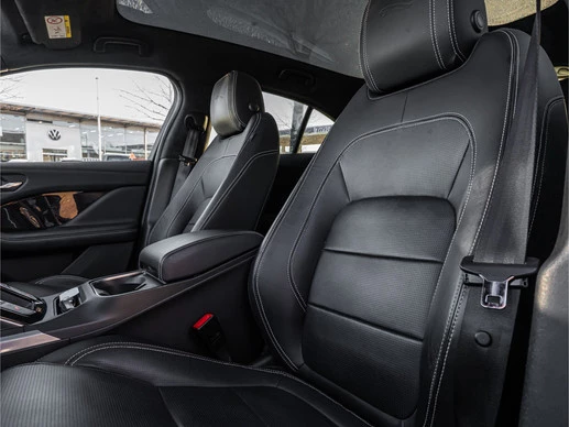 Jaguar I-PACE - Afbeelding 24 van 30