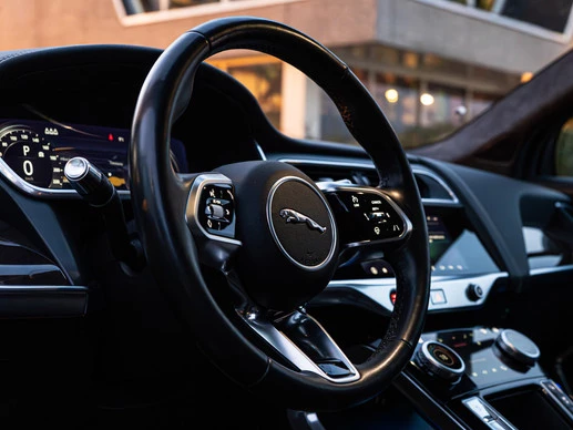 Jaguar I-PACE - Afbeelding 28 van 30