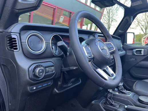 Jeep Wrangler - Afbeelding 16 van 30