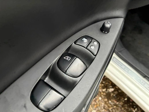 Nissan Pulsar - Afbeelding 14 van 26