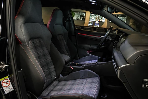 Volkswagen Golf - Afbeelding 19 van 30