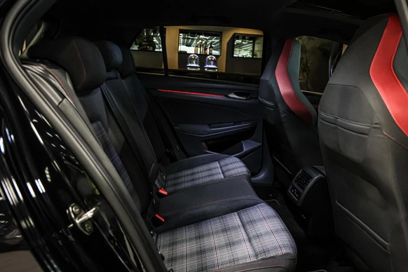 Volkswagen Golf - Afbeelding 21 van 30