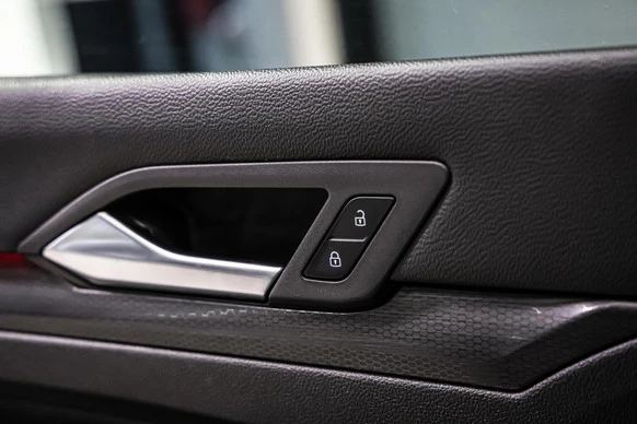 Volkswagen Golf - Afbeelding 27 van 30