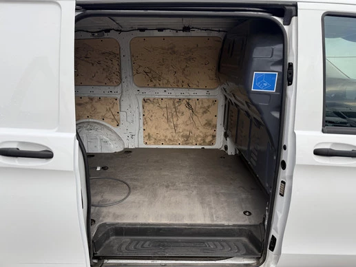 Mercedes-Benz eVito - Afbeelding 10 van 30