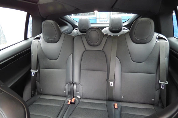 Tesla Model X - Afbeelding 17 van 20