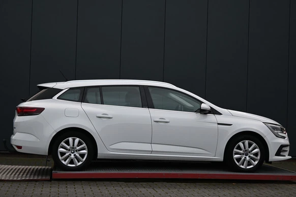 Renault Megane E-Tech - Afbeelding 2 van 30