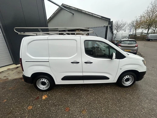 Opel Combo - Afbeelding 8 van 15