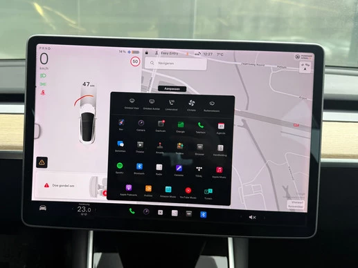 Tesla Model 3 - Afbeelding 16 van 17
