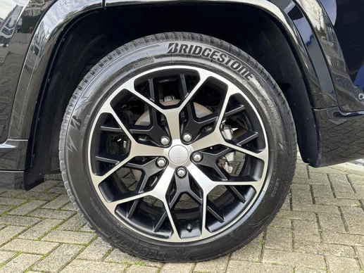 Jeep Grand Cherokee - Afbeelding 13 van 30