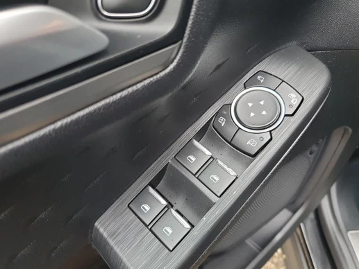 Ford Kuga - Afbeelding 13 van 30