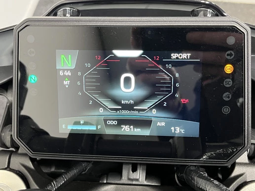 Yamaha MT 09 - Afbeelding 2 van 22