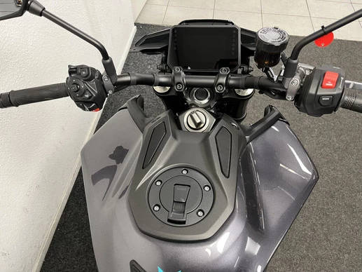 Yamaha MT 09 - Afbeelding 9 van 22