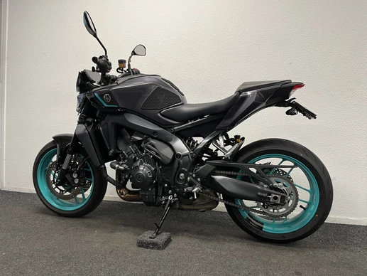 Yamaha MT 09 - Afbeelding 15 van 22