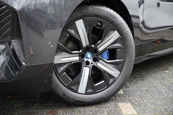 BMW iX - Afbeelding 7 van 30