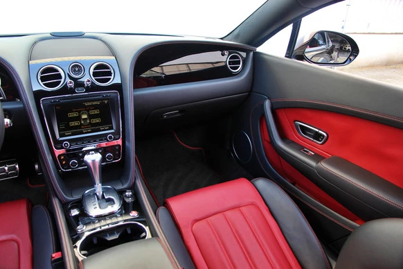 Bentley Continental GT - Afbeelding 22 van 30