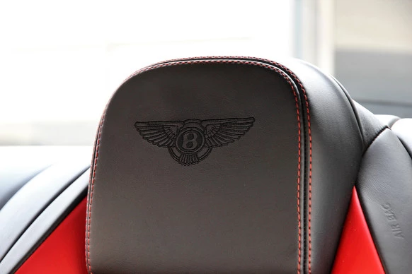 Bentley Continental GT - Afbeelding 29 van 30