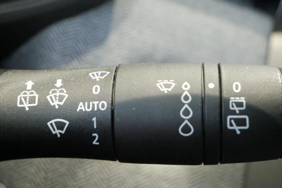 Renault Clio - Afbeelding 23 van 30