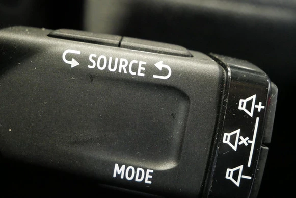 Renault Clio - Afbeelding 27 van 30